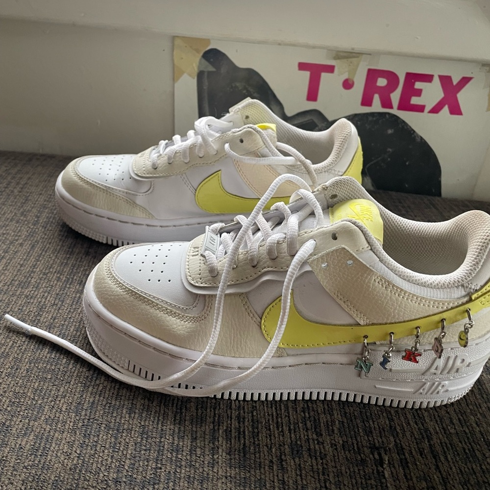 Size 7 women’s Nike air yellow